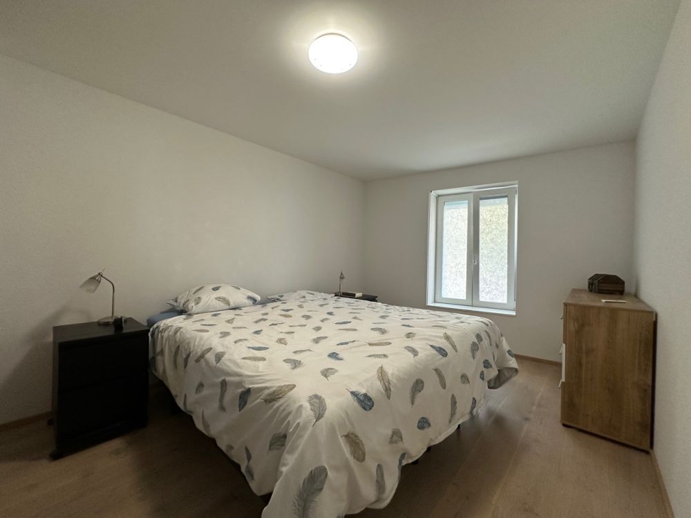 Neuwertige 3.5-Zimmer-Wohnung mit Sitzplatz und Carport zu verkaufen -  Bild 12