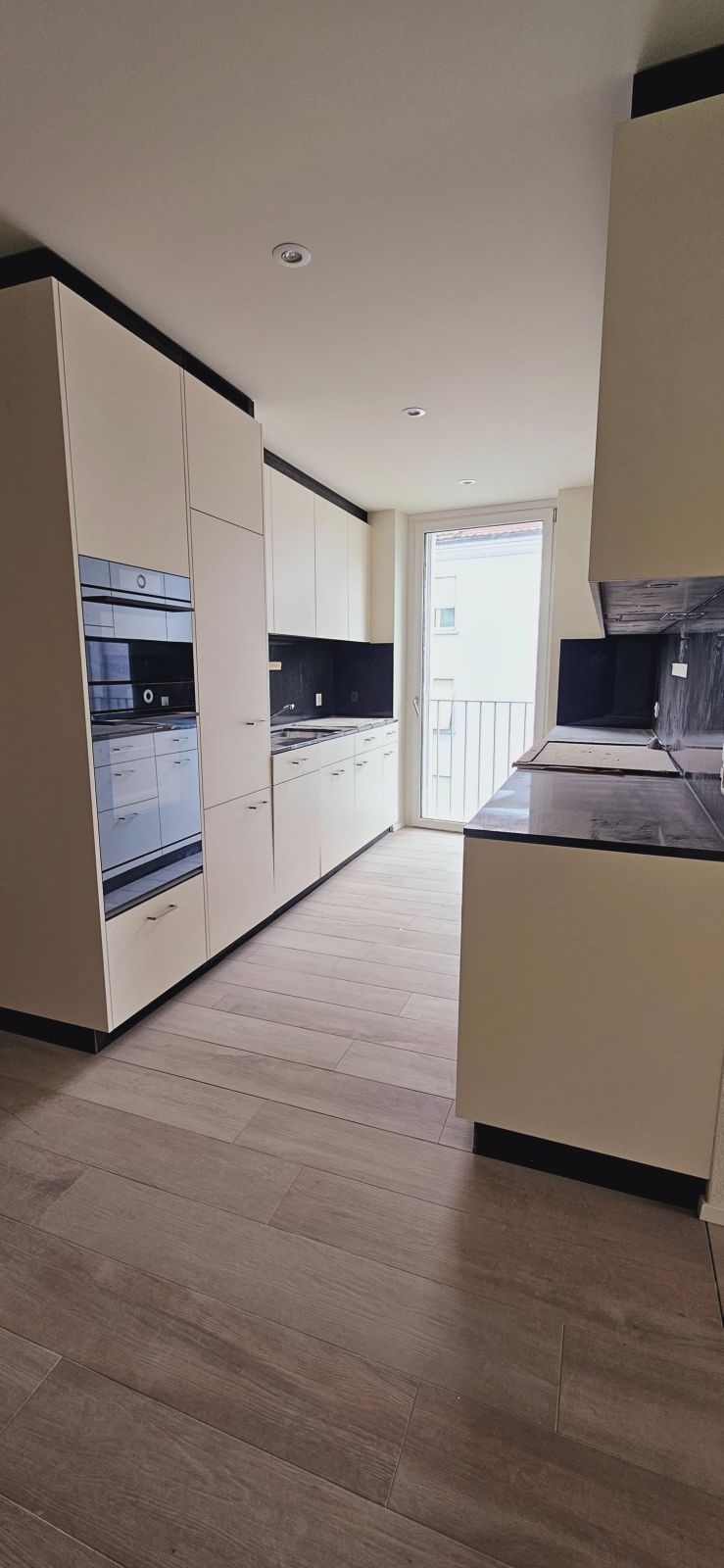 Erstvermietung Waldhofstrasse 4 - Stilvoll wohnen mit urbanem Flair - 20260428_152226