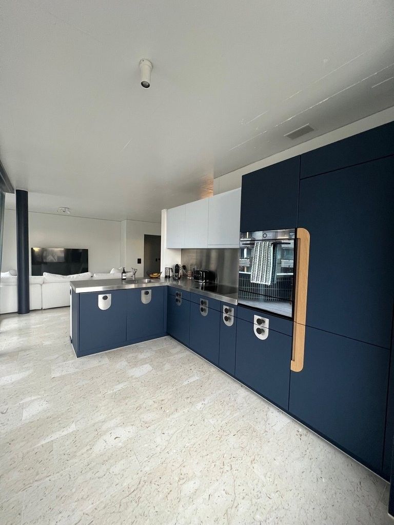 Moderne 4.5-Zimmer-Wohnung - stilvoll wohnen in Kloten - Küche