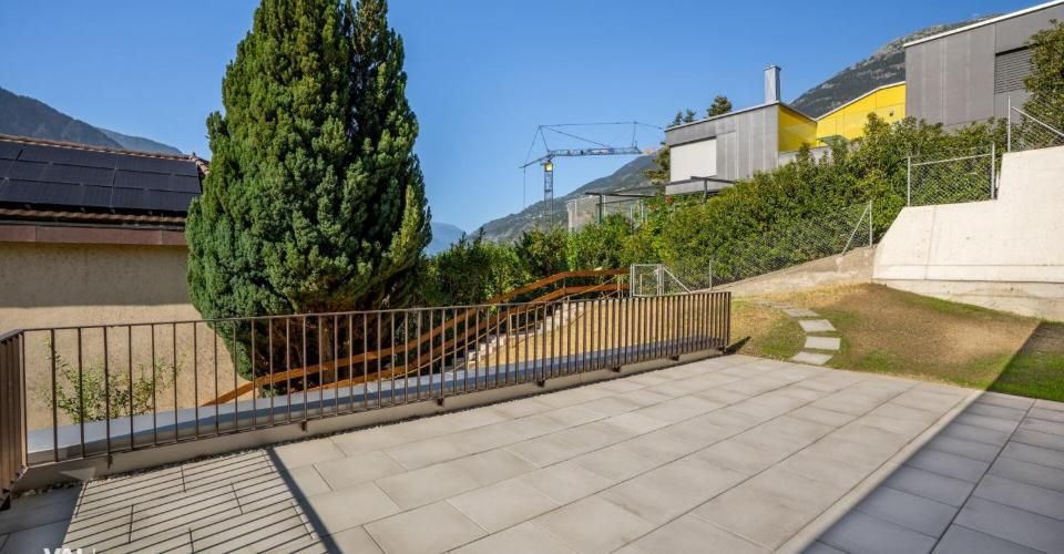 4.5-Zimmer-Wohnung mit grossem Wohnbereich und eigenem Gartenanteil - A 2.1 - Appartement 4.5 pièces - image - 12