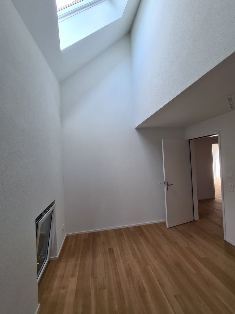 Moderne 5.5-Zimmer-Maisonette-Wohnung mit Aussicht in Hirzel - 20240606_083607.jpg