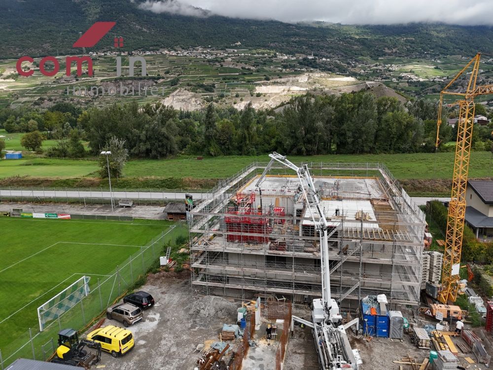 GRONE, 2,5 pièces neuf grand balcon et vue dégagée - photo de l'avancement de la construction (début septembre 2026)