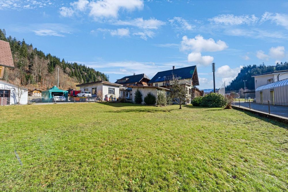 Haus mit Werkstatt und Einlegerwohnung -  Bild 3