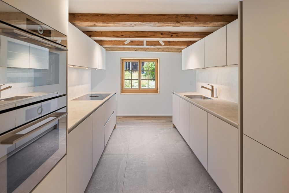 Letzte Gelegenheit: Einzigartige 7.5-Zimmer-Bauernhaushälfte - Küche