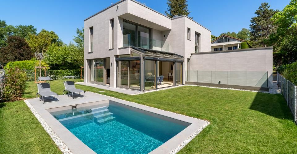 Corsier, villa neuve de 9.5 pièces avec piscine - Maison 9.5 pièces - image - 2