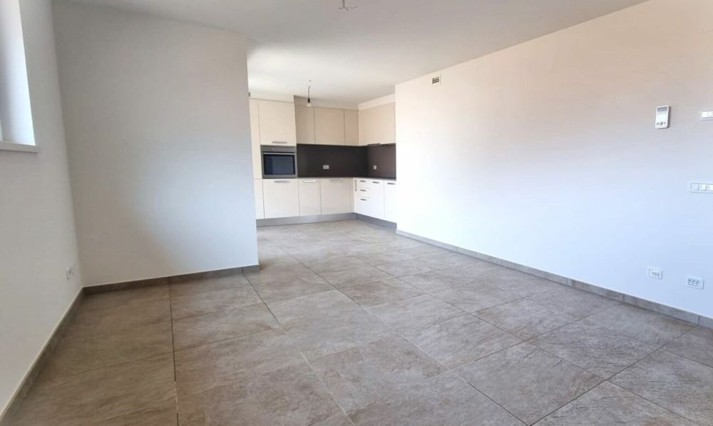 Modern und strategisch gelegene 4.5-Zimmer-Wohnung in Sant'Antonino - Perfekt für alle, die Komfort und Lebensqualität suchen - Bild 3