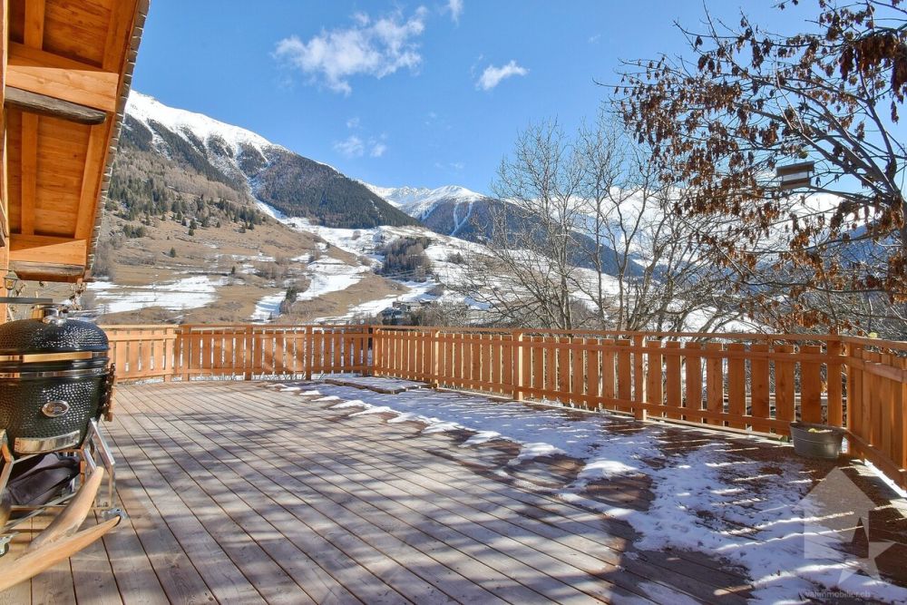 Magnifique chalet, spacieux, rénové avec un garage + terrasse - Bild 3