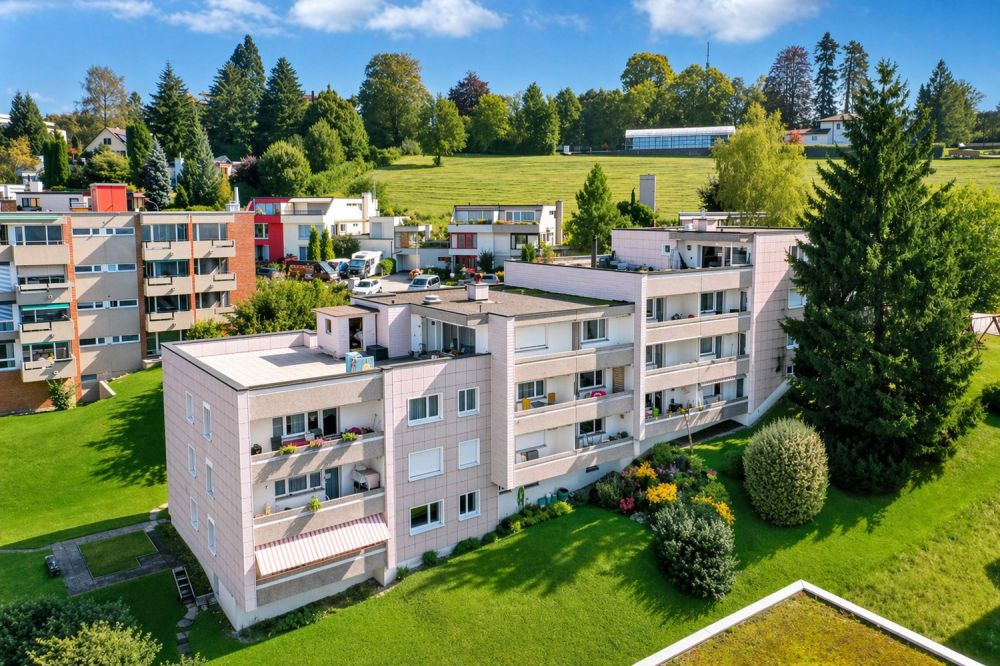 Erstbezug nach hochwertiger Totalsanierung – Wohnen mit Stil an bester Lage in St. Gallen -  Bild 1