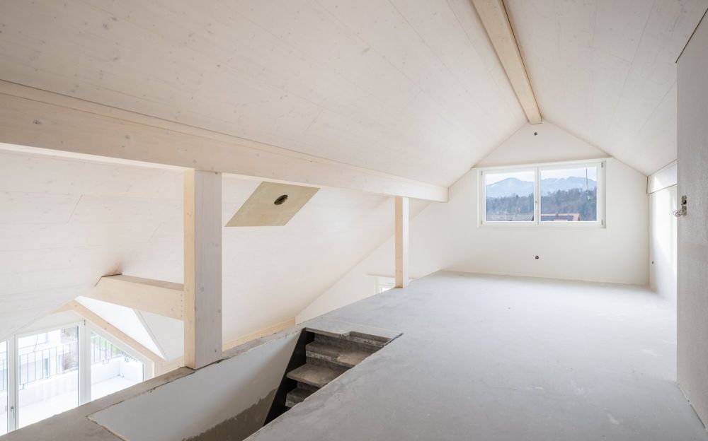 ImmoWyss -  Premium Neubau-Dachwohnung mit edler, feiner Gestaltung - Galeriegeschoss mit Stacketengeländer oder Geländer nach eigenen Wünschen