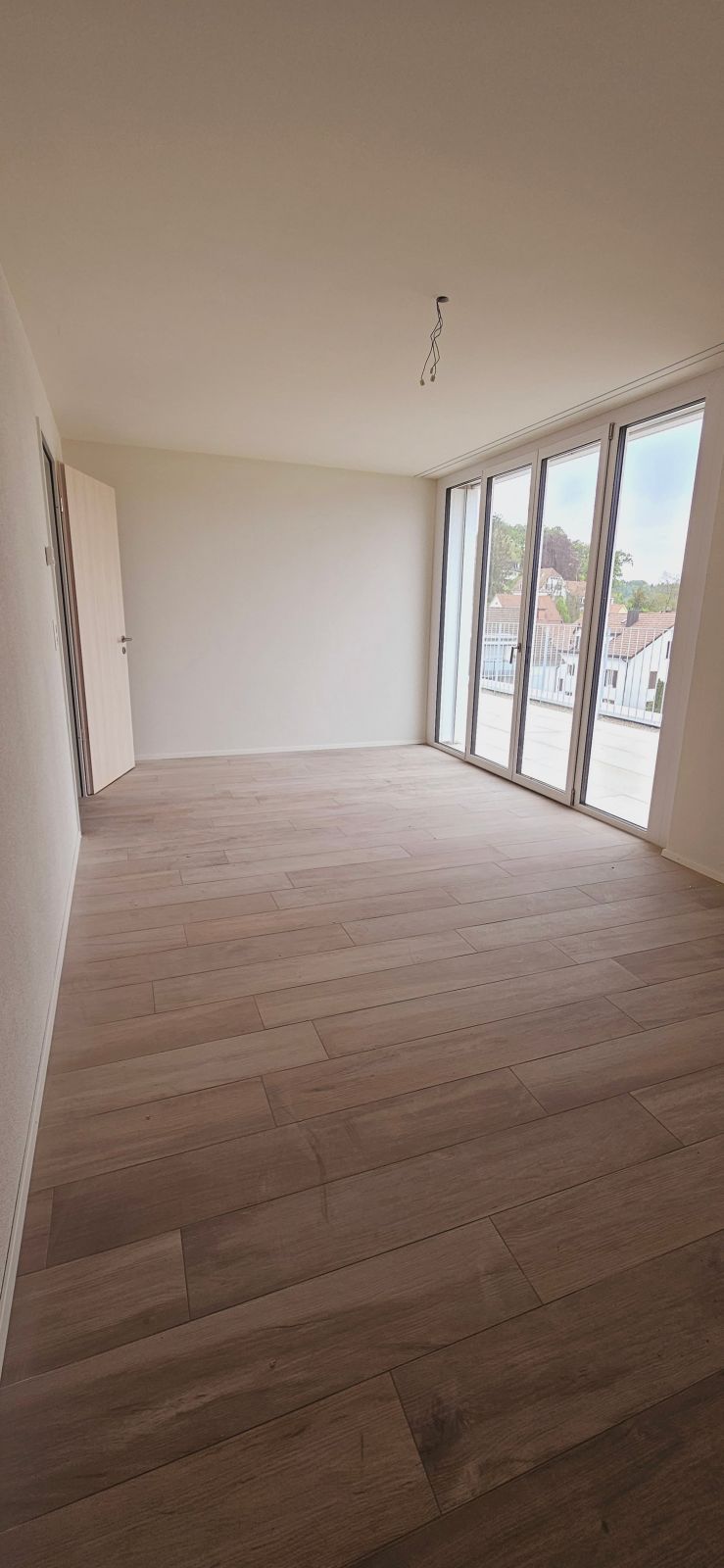 Erstvermietung Waldhofstrasse 4 - Stilvoll wohnen mit urbanem Flair - 20260428_153525
