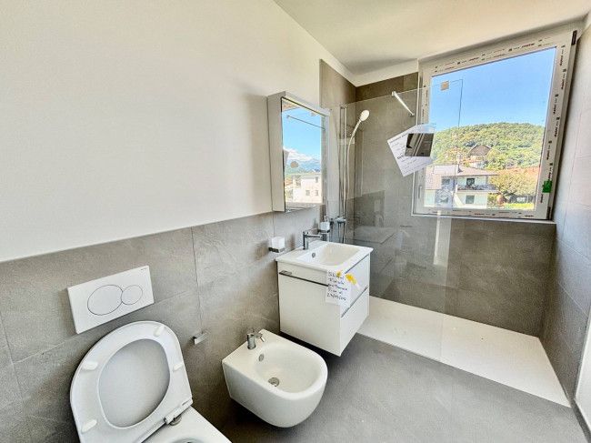 NEUE Wohnung in der Nähe vom Seeufer und Bahn, auch als Ferienwohnung! - Bild 8