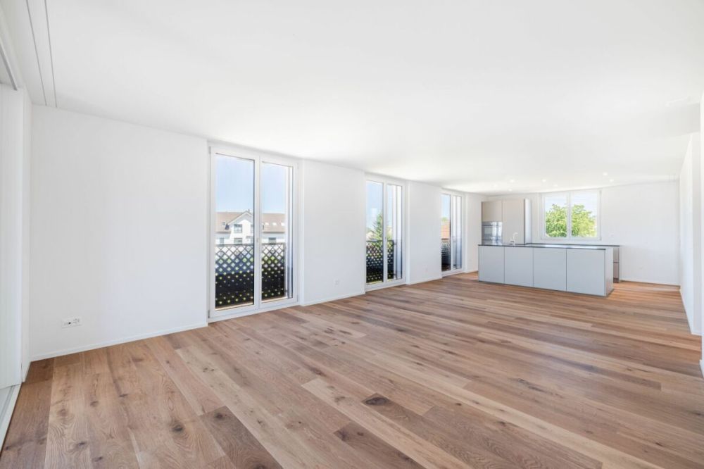 Wohnen mit Komfort: 4.5-Zimmer Neubauwohnung mit sonnigem Balkon -  Bild 3