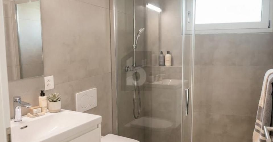 ELEGANT ET BAIGNE DE LUMIERE - Appartement 4.5 pièces - image - 4