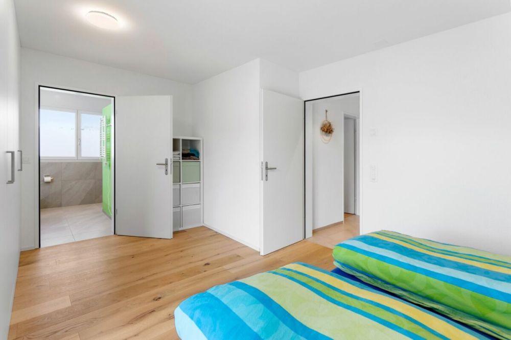 Grosszügige 4.5-Zimmer Attika mit Blick in die Natur -  Bild 11