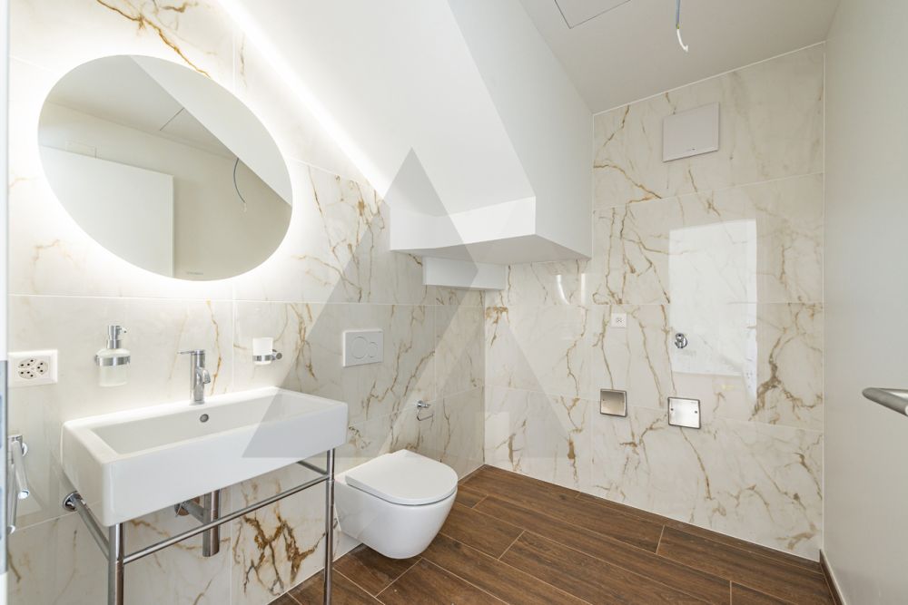 CINQUE NUOVE VILLE A SCHIERA CON STILE E COMFORT A MANNO -  Bild 7