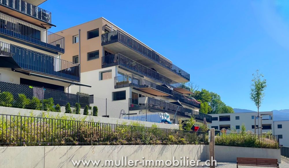 Très bel appartement traversant dans le village de Remaufens -  Bild 1