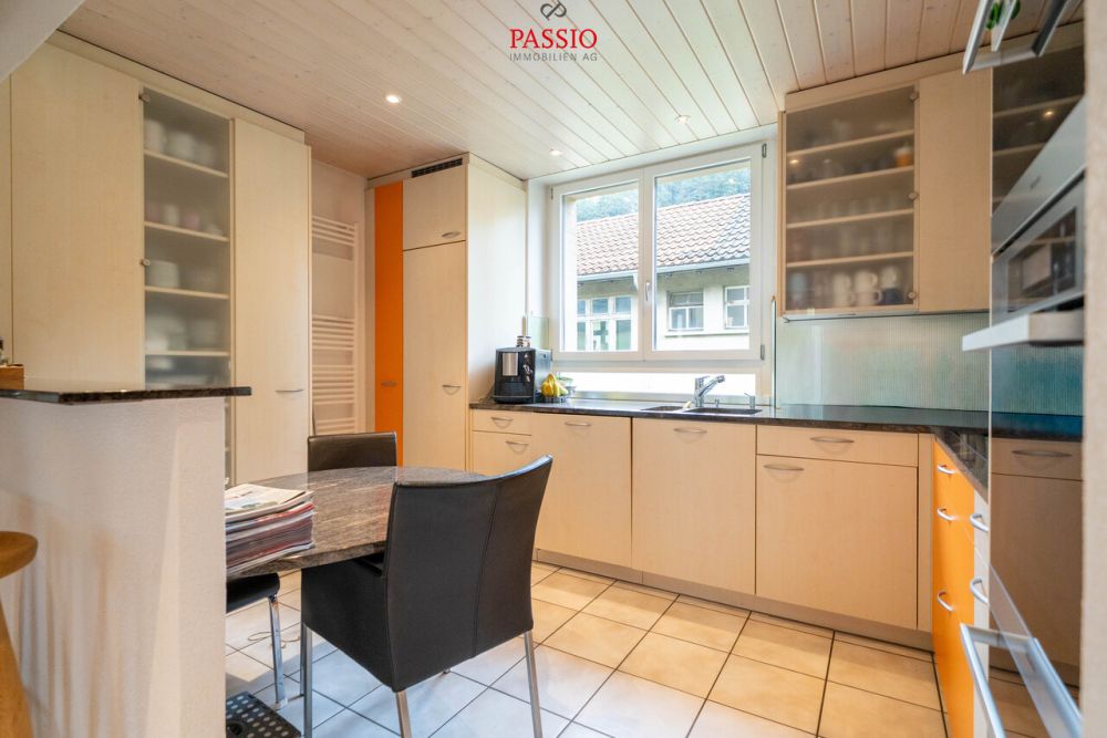 Vielseitiges 11,5-Zimmer Haus mit Nebengebäude und Ausbaupotenzial - Bild 9