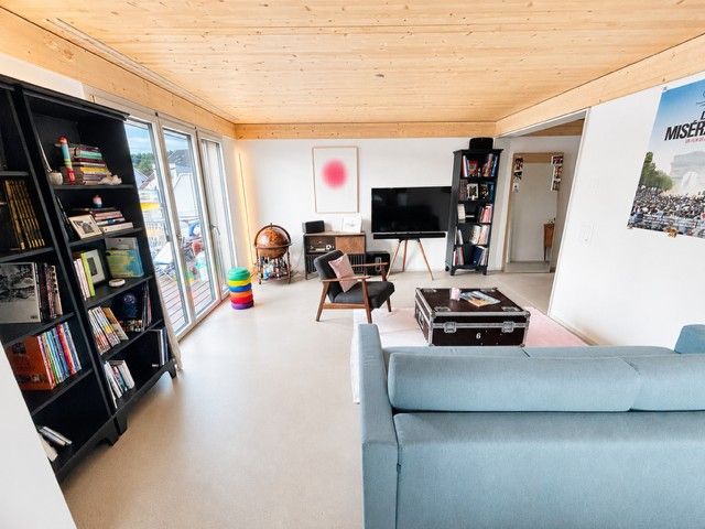 Moderne 4.5-Zimmer-Dachwohnung -  Bild 4