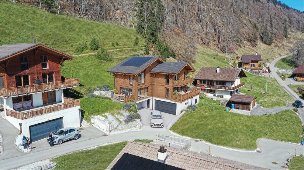 Magnifique chalet neuf de 4,5 pièces avec vue panoramique sur les montagnes - Bild 8