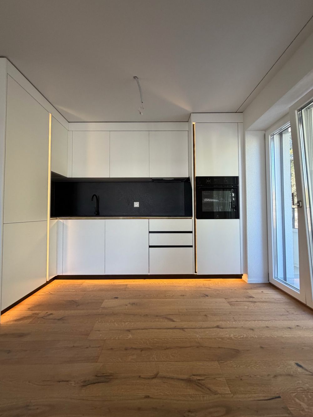 ERSTVERMIETUNG: Wunderschöne 3.5 Zimmerwohnung an toller Lage -  Bild 1
