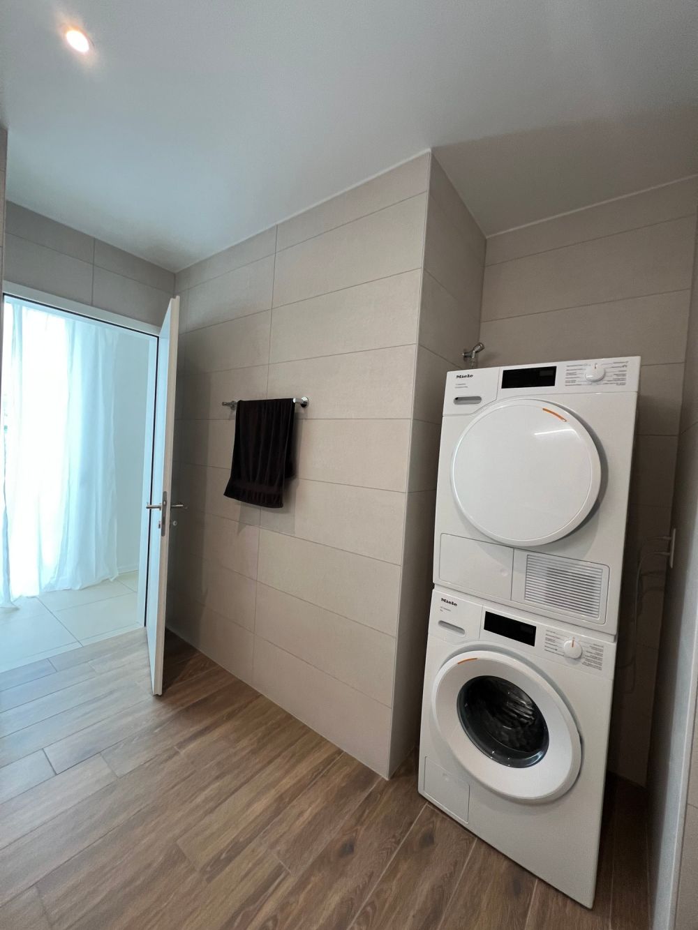 Marly – Superbes neues 3.5-Zimmer-Apartment mit großem Balkon -  Bild 7