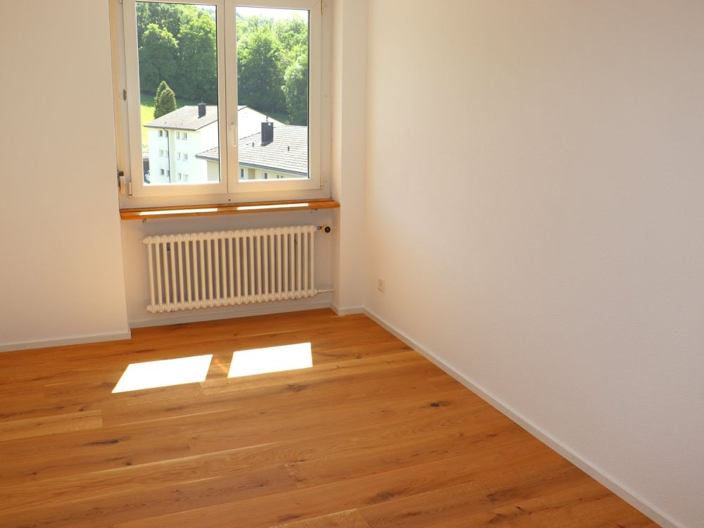 Erstvermietung nach Totalsanierung - grosszügige 3.5 Zi.-Wohnungen mit Balkon -  Bild 10