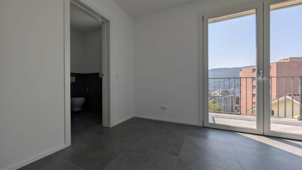 Geräumig, modernes Design und neu! -  Bild 9