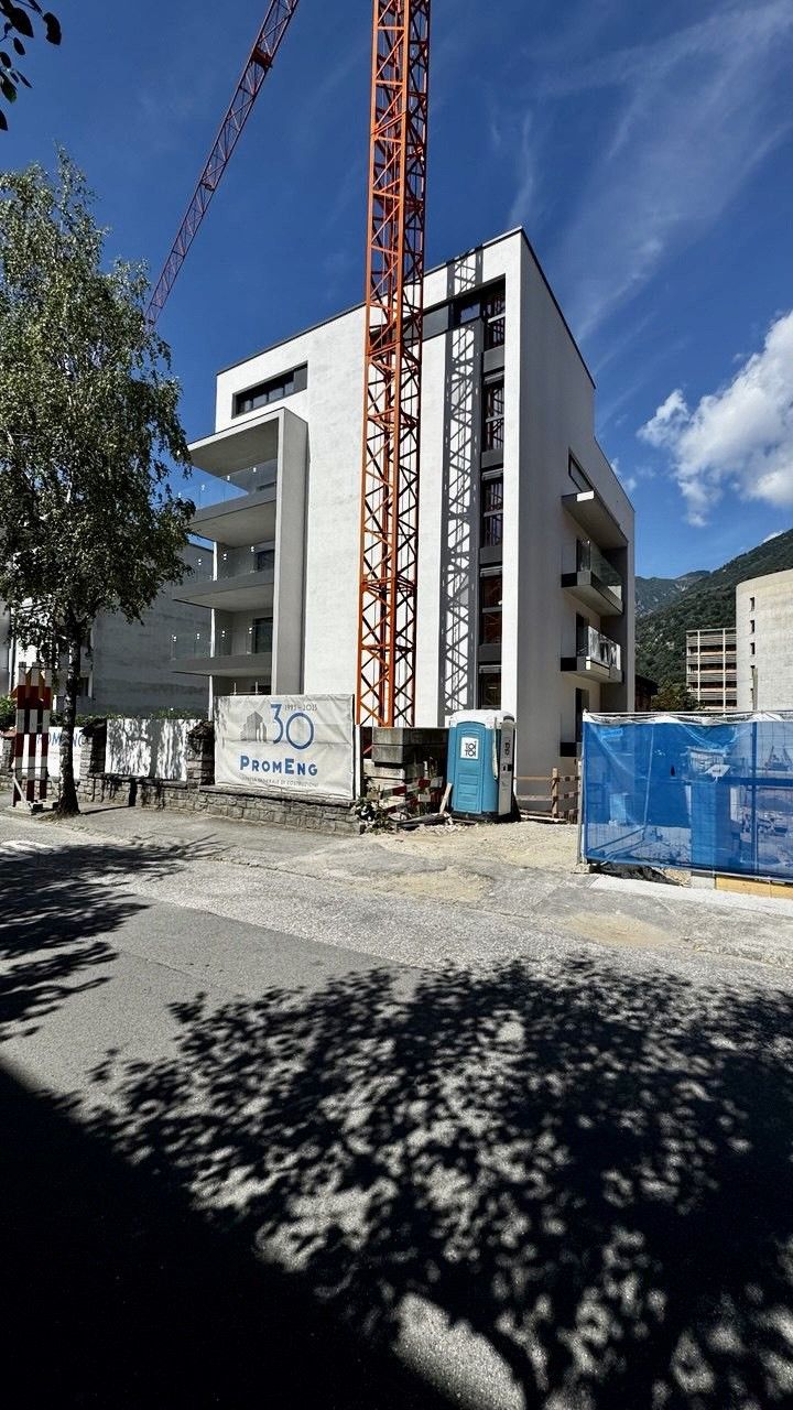 BELLINZONA - VENDESI NUOVO APP. 3.5 LOCALI CON GIARDINO - Bild 2