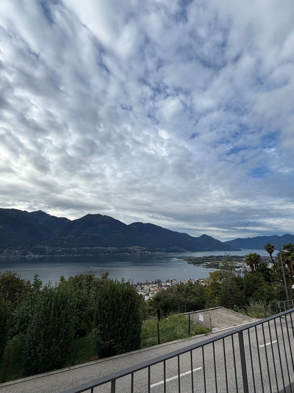 Moderno appartamento 4.5 locali a Brione sopra Minusio -  Bild 5