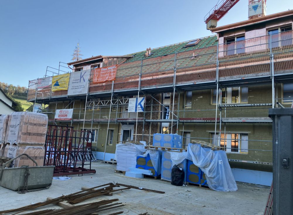 Neue 4 1/2 Zimmer Galerie Wohnung -  Bild 2