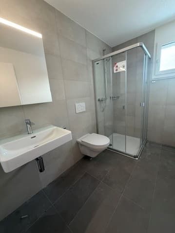 DIE LETZTE 4.5-ZIMMER WOHNUNG MIT 2 BALKONEN IM KERN VON SCHMITTEN -  Bild 10