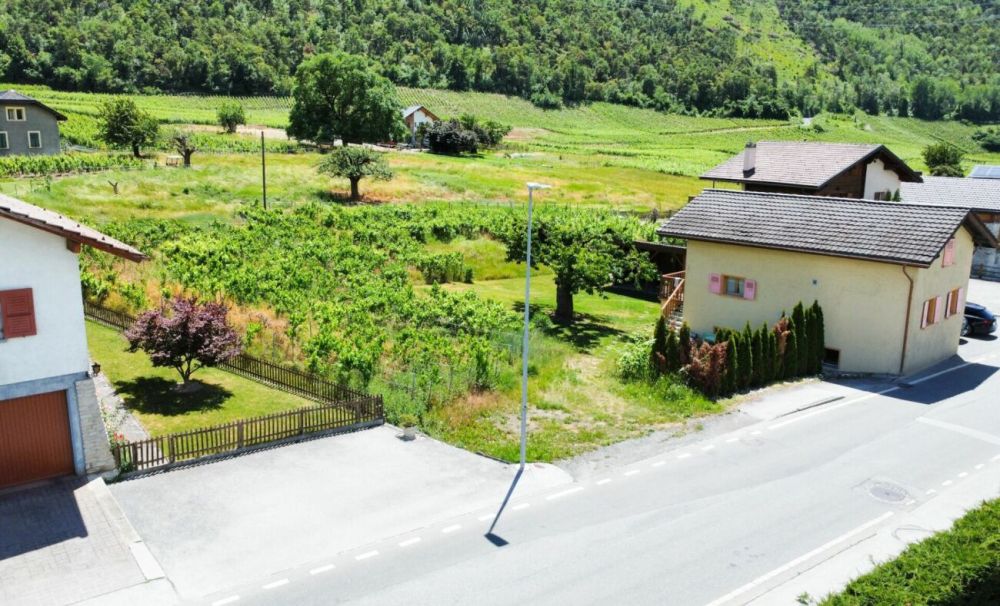 Neue Vermarktung von 3 individuellen Villen in Grône -  Bild 8