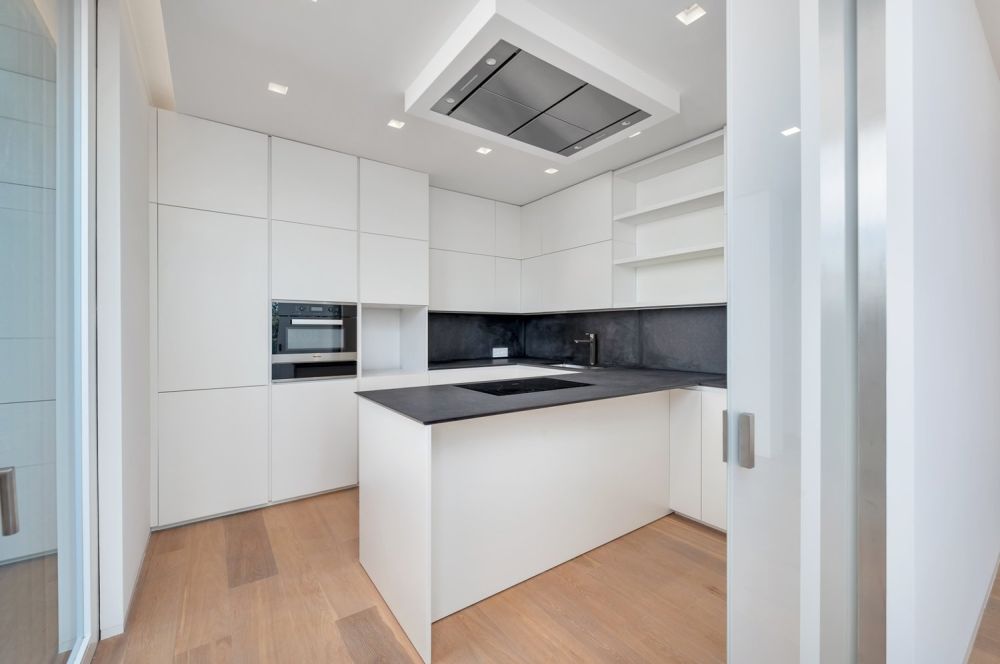 LUXURIÖSE 4.5 ZIMMER WOHNUNG MIT GARTEN -  Bild 6