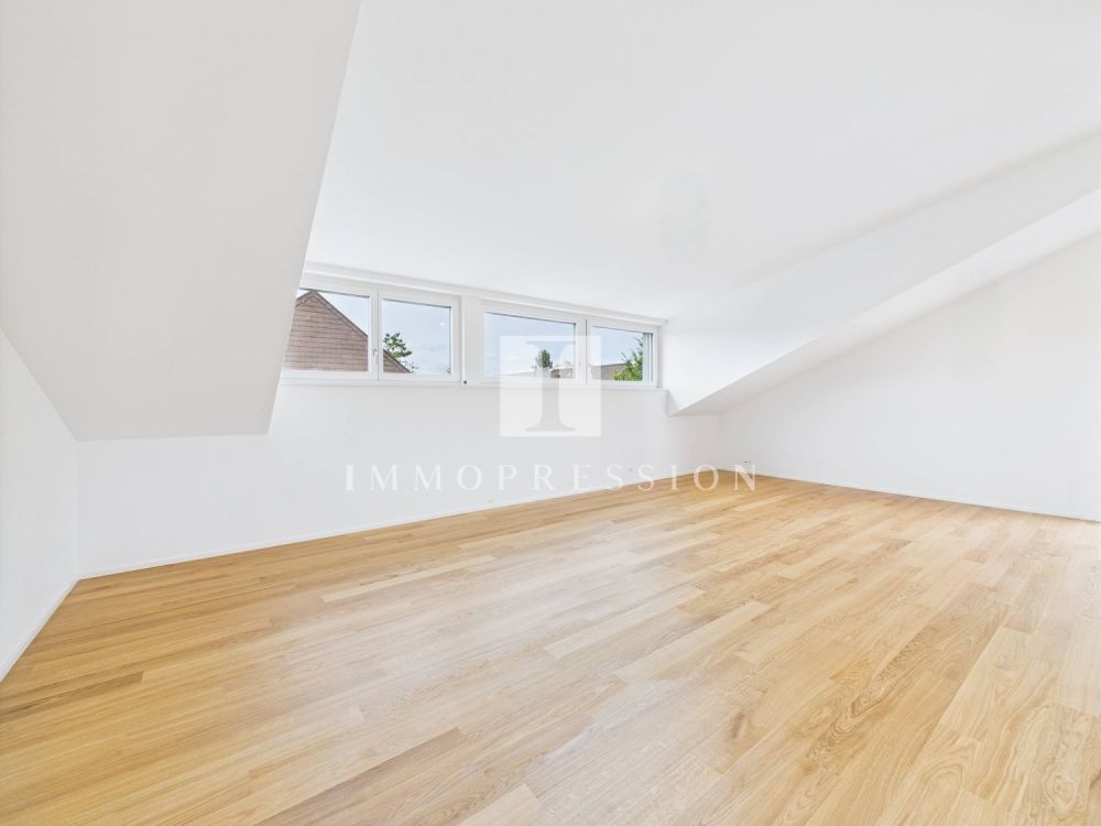 Premiumlage: Dachwohnung mit sonnenreicher, spektakulärer Terrasse! -  Bild 2