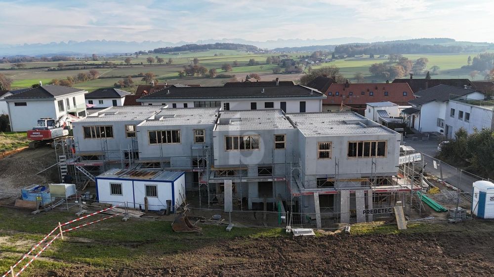 MAISON D"ANGLE MODERNE AVEC JARDIN ET TERRASSE - Bild 1