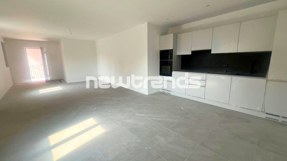 Caslano: 3,5 Zimmer mit Balkon, sofort bewohnbar. Neubau - 4