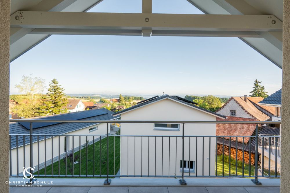 Neubau-Einfamilienhaus in Helsighausen (TG) – modern, energieeffizient & naturnah - Bild 11