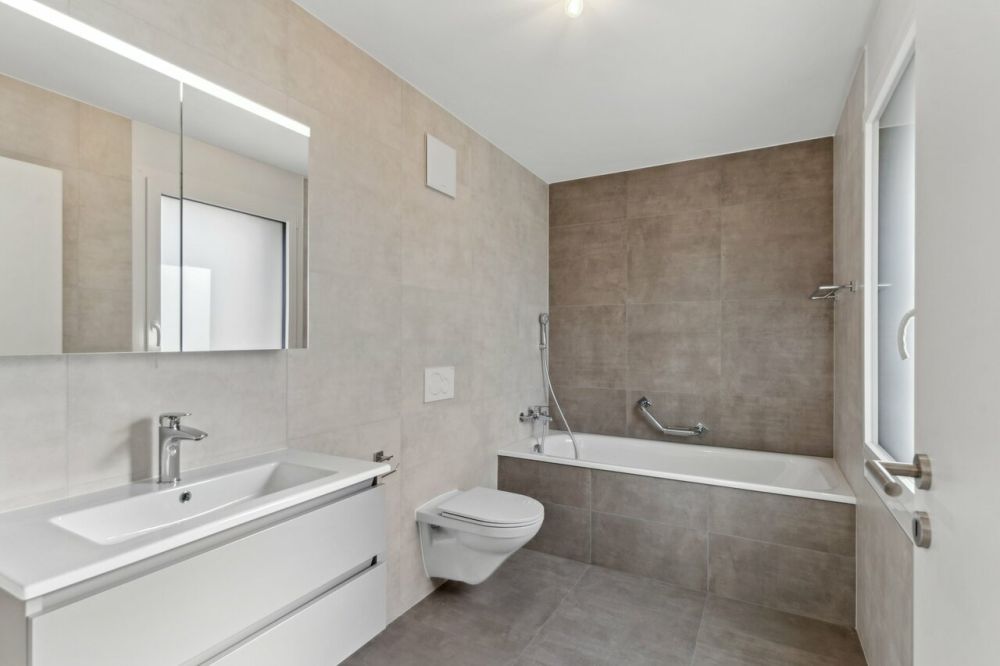 Appartement de 4,5 pièces La Chenalleta St-Aubin (FR) - Salle de bains - 4.5 pièces