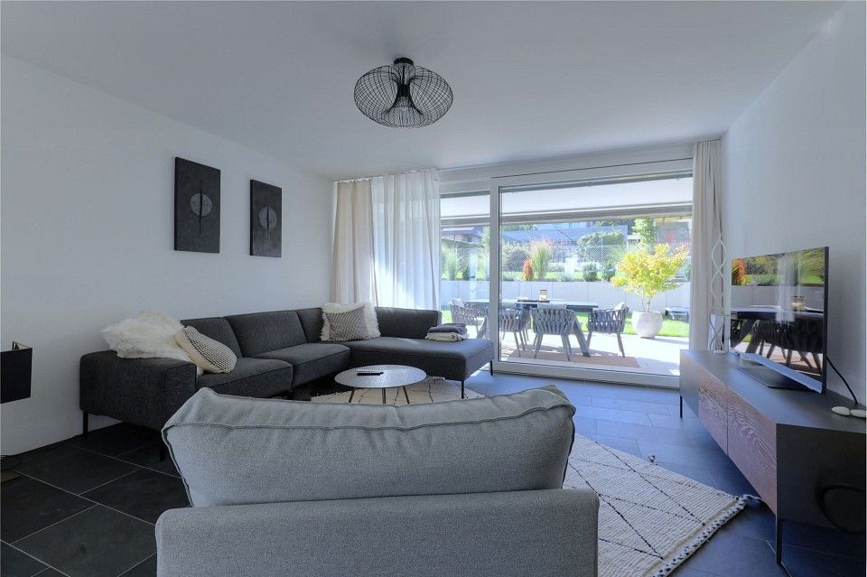 Topmoderne 5½-Zimmer Eigentumswohnung mit grosszügigem Garten -  Bild 1