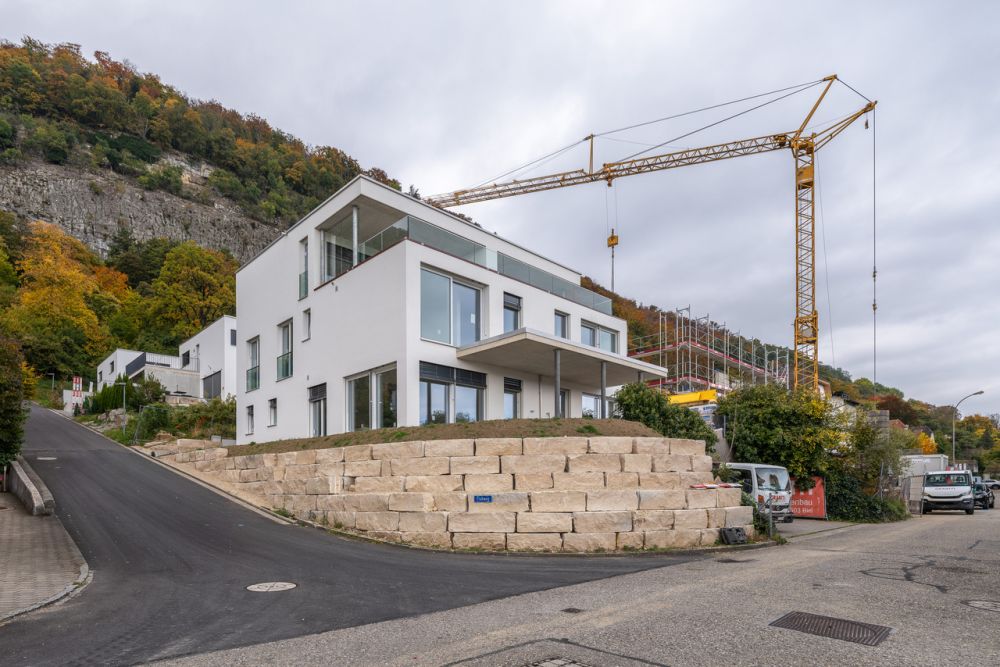 Neubau-Doppeleinfamilienhaus mit Weitsicht -  Bild 1