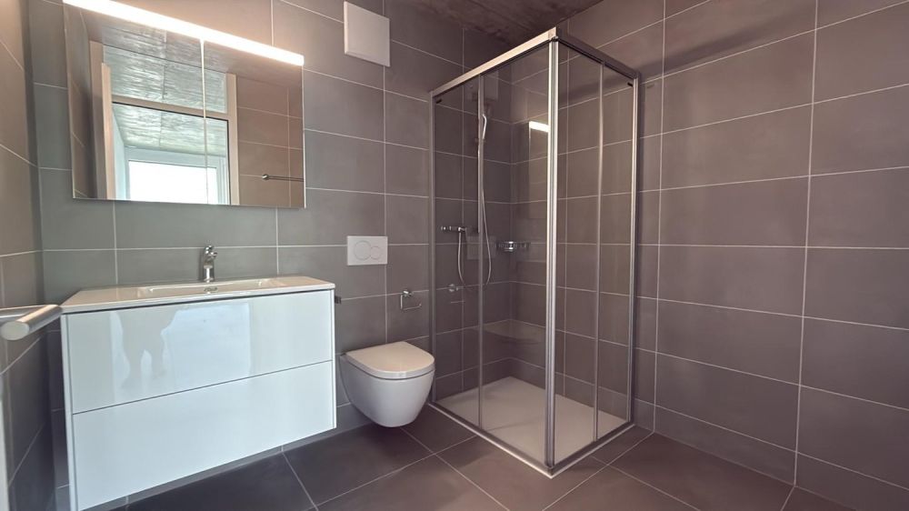 Geräumiges neues Dachgeschoß mit großem Balkon -  Bild 9