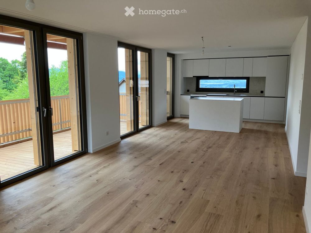 5.5-Zimmer-Wohnung mit Panorama & Eigentumsstandard in Wernetshausen -  Bild 2