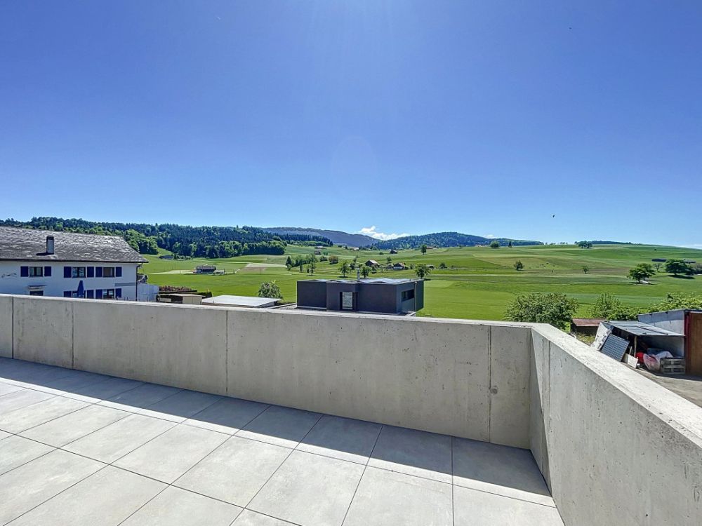 Neue Villa mit separater Einheit und freier Sicht auf die Préalpes - Senèdes -  Bild 4