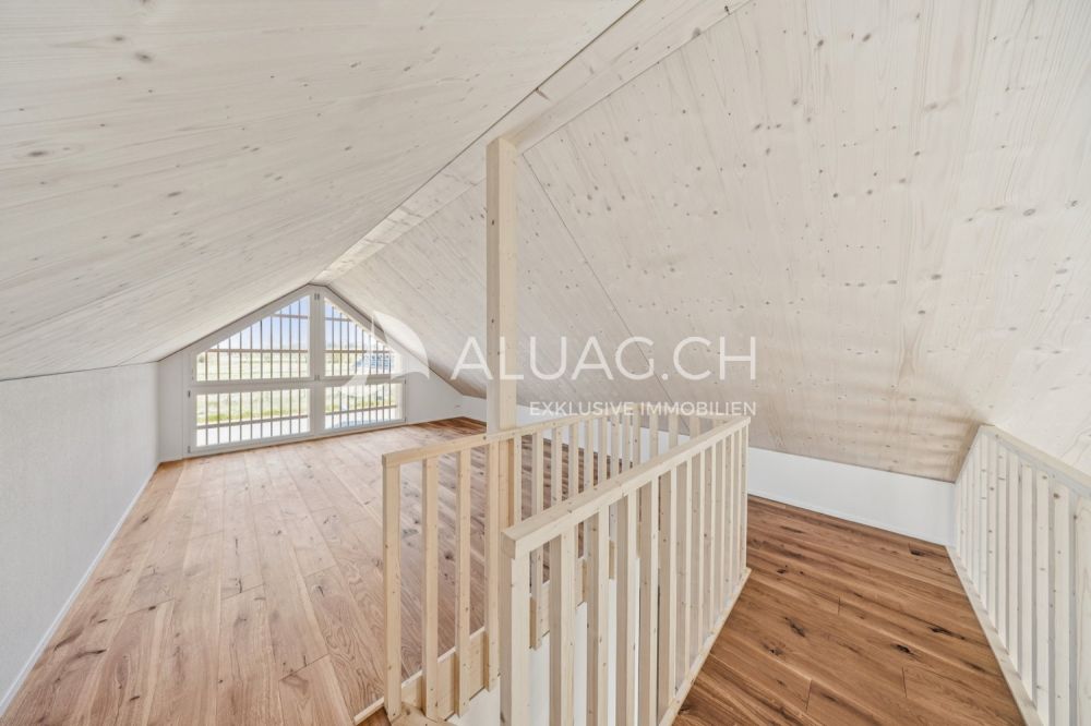 NEUBAU - 3.5 ZIMMER DUPLEX WOHNUNG - Modern gestaltete Galerie für Arbeit, Entspannung oder Übernachtung