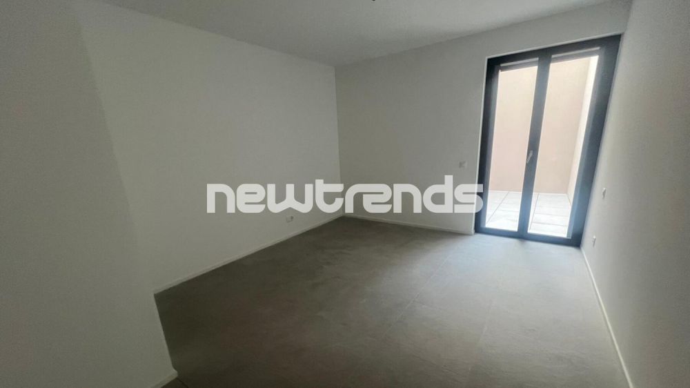 Caslano: 2.5 locali con giardino e patio, pronto da abitare. Nuova cos - 10