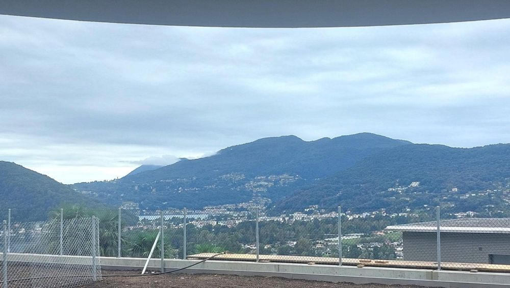 Montagnola: Luxuriöse Wohnung mit Panoramablick und Privatem Garten - Bild 8