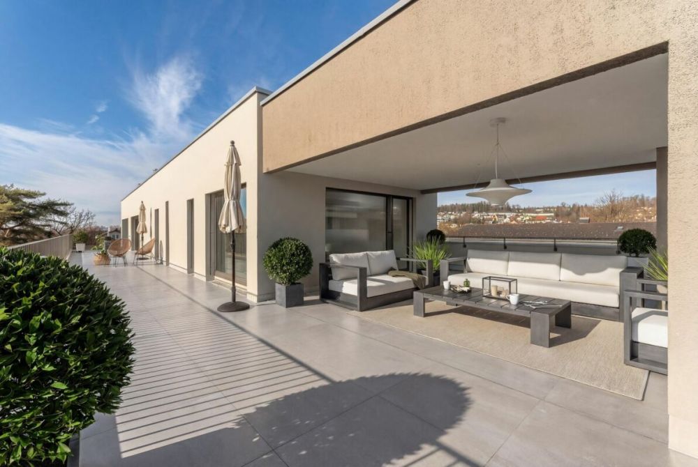 Topmoderne Attikawohnung mit Traumterrasse -  Bild 1