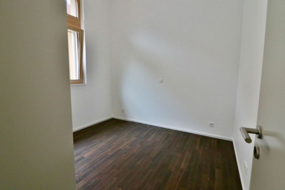 Seltenes Objekt! Charmantes Reihenhaus mit 3.5 Zimmern, neu, mit Charme! -  Bild 6