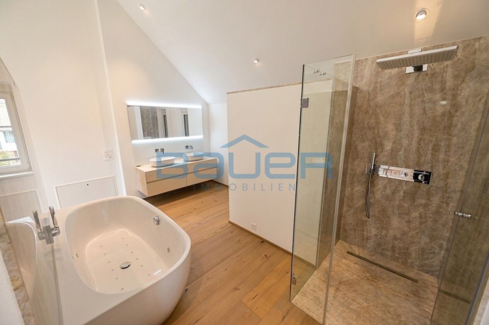 Exklusive Maisonette mit Rheinblick und hochwertiger Ausstattung - 5a4c75af-6baa-4212-babf-17aba4bda0f2