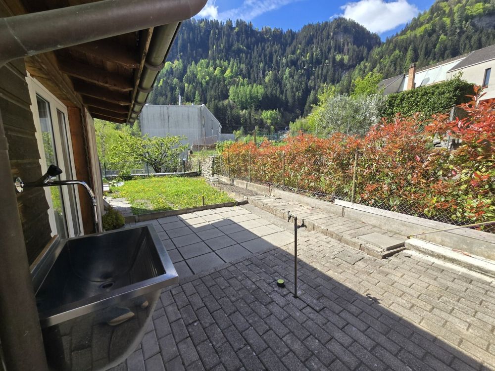 Wunderschönes modernes Ferienhäuschen mit Garten in Faido -  Bild 4